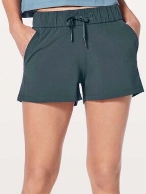 Lululemon Forest Green On The Fly 2.5” Shorts